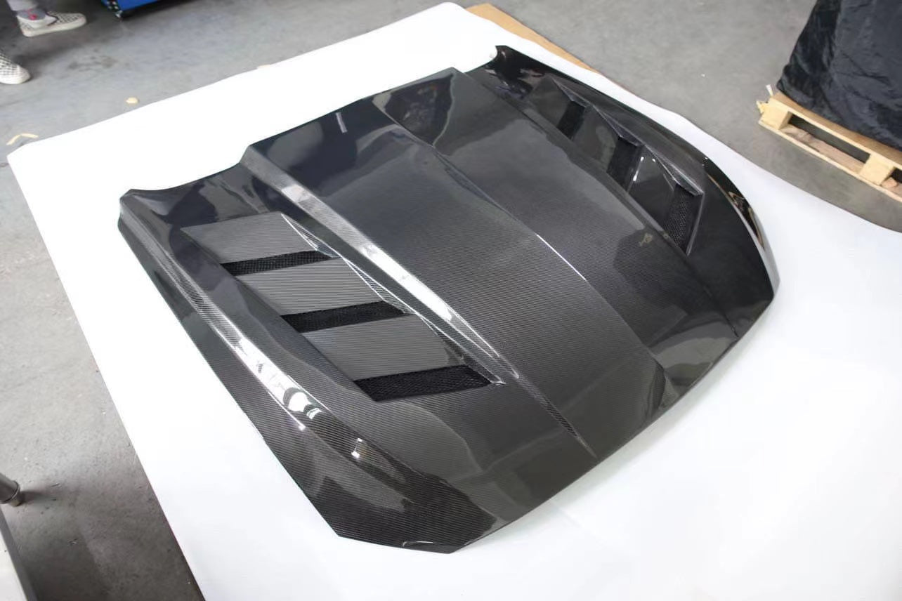 2018-2023 Mustang Carbon Fiber Cowl Hood